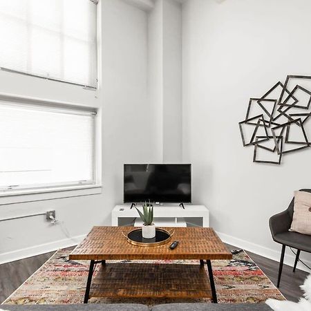 Modern Downtown Apartment 2Br 2Ba By Cozysuites 인디애나폴리스 외부 사진