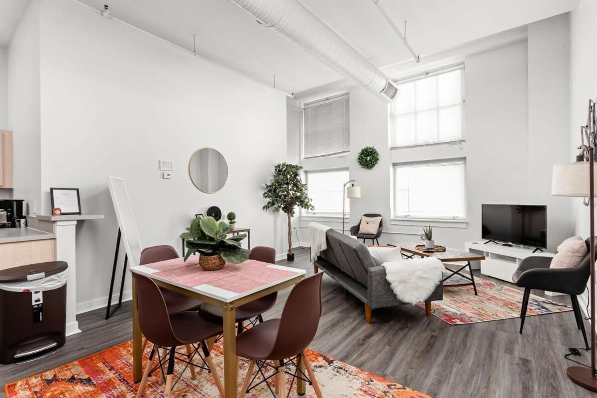 Modern Downtown Apartment 2Br 2Ba By Cozysuites 인디애나폴리스 외부 사진