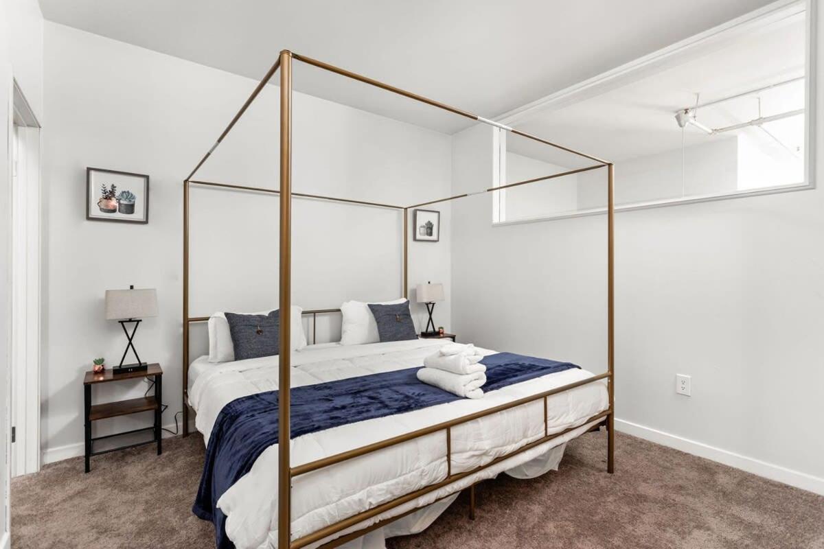 Modern Downtown Apartment 2Br 2Ba By Cozysuites 인디애나폴리스 외부 사진